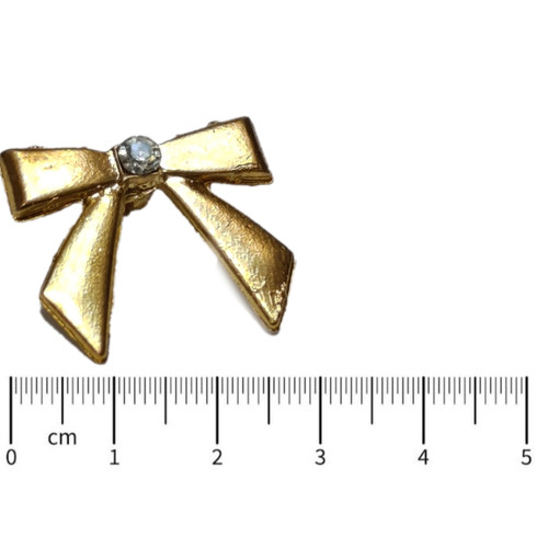 دکمه پاپیون نگیندار